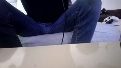 Snapshot of jovenduro84 chatting on October 19, 10:05 am jovenduro84 online show from October 19, 10:05 am