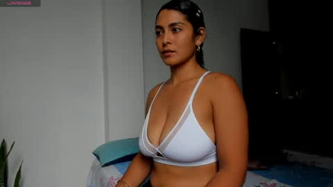 Snapshot of joyaoscura55 chatting on May 2, 8:47 pm sofiaparker8 online show from May 2, 8:47 pm