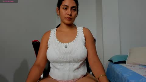 Snapshot of joyaoscura55 chatting on May 31, 8:21 pm sofiaparker8 online show from May 31, 8:21 pm