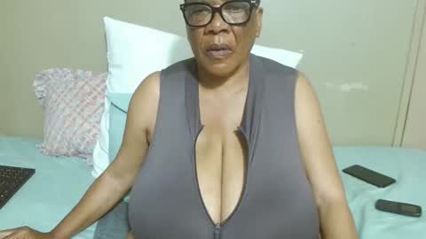 DairyQueen online show from December 14, 2:28 am