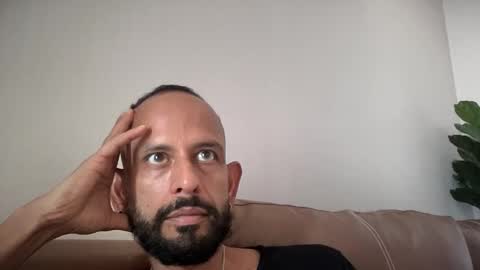 Snapshot of joyryder69 chatting on February 24, 8:12 am joyryder69 online show from February 24, 8:12 am