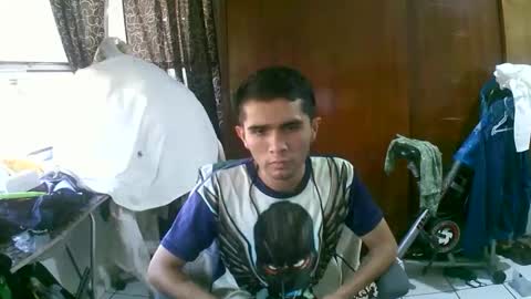 Snapshot of jperezoficcial chatting on October 19, 11:38 pm J Prez Official online show from October 19, 11:38 pm