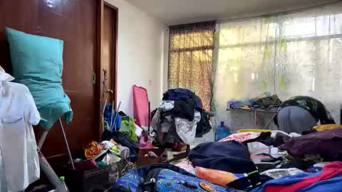 Snapshot of jperezoficcial chatting on February 24, 7:12 pm J Prez Official online show from February 24, 7:12 pm