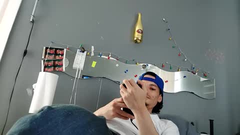 dLowfrk online show from September 10, 8:31 pm