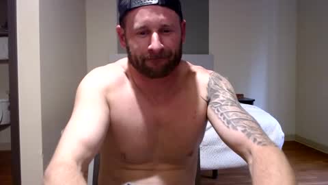 KingDingaLing34 online show from December 1, 5:46 pm