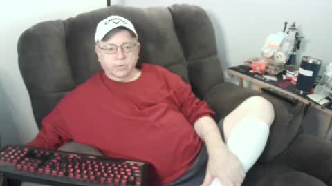 jpmel99 online show from October 4, 9:02 pm