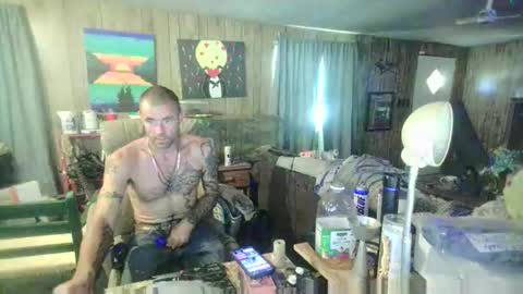 Snapshot of jrizzle1111 chatting on May 15, 5:53 pm jrizzle1111 online show from May 15, 5:53 pm