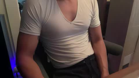 Snapshot of jrxguy chatting on May 2, 2:27 am jrxguy online show from May 2, 2:27 am