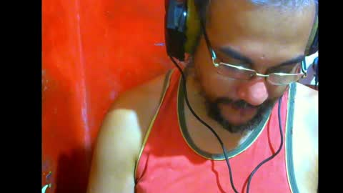Snapshot of jshepeherdd chatting on April 24, 6:32 pm jshepeherdd online show from April 24, 6:32 pm