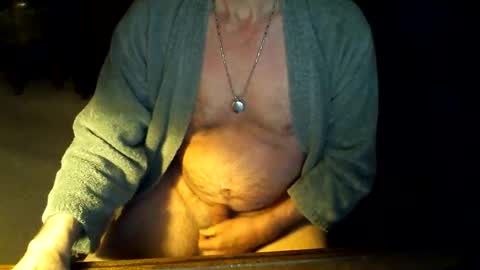 Snapshot of jt335577 chatting on February 4, 4:18 am jt335577 online show from February 4, 4:18 am