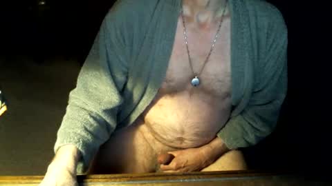 Snapshot of jt335577 chatting on March 18, 3:42 am jt335577 online show from March 18, 3:42 am