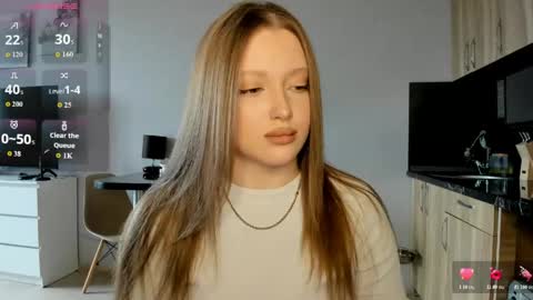 Snapshot of ju_lii chatting on May 24, 9:58 am Julia and Julia online show from May 24, 9:58 am