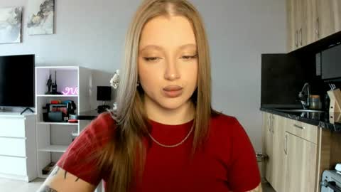 Snapshot of ju_lii chatting on June 24, 10:36 am Julia and Julia online show from June 24, 10:36 am