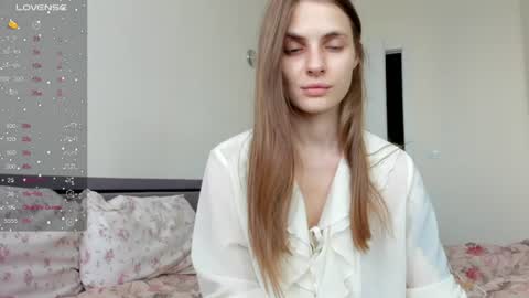 Snapshot of ju_lii chatting on July 13, 12:52 pm Julia and Julia online show from July 13, 12:52 pm