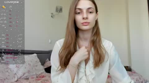 Snapshot of ju_lii chatting on July 16, 12:00 pm Julia and Julia online show from July 16, 12:00 pm