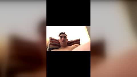 juaaan_sebass08122 online show from April 28, 8:03 pm