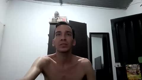 Snapshot of juaco6 chatting on April 7, 11:15 pm juaco6 online show from April 7, 11:15 pm