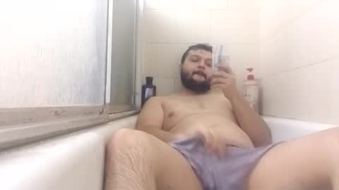 Snapshot of juan123ju1326 chatting on February 10, 5:00 am juan123ju1326 online show from February 10, 5:00 am