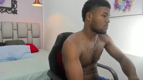 Snapshot of juan_123__ chatting on January 31, 9:24 pm Juan123 online show from January 31, 9:24 pm