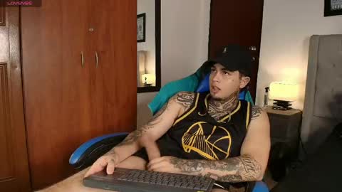 Snapshot of juan_alvarez18 chatting on May 23, 6:18 am juan_alvarez18 online show from May 23, 6:18 am