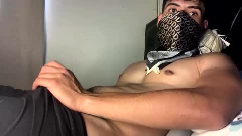 lJuanl online show from May 13, 7:22 pm