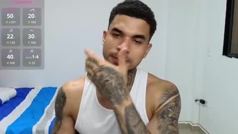 juan_gomez_1 online show from February 11, 11:32 pm