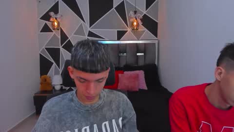 JuanSteven online show from February 8, 11:13 am