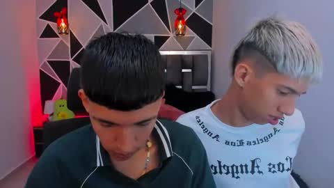 JuanSteven online show from April 18, 2:04 am