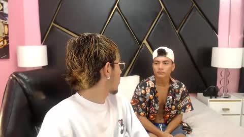 juan_saul1 online show from April 23, 10:36 am