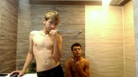 juan_saul1 online show from April 27, 7:12 pm