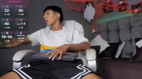 Juan online show from October 10, 11:42 am