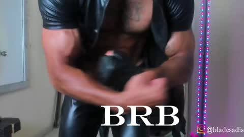 Juan Esteban online show from March 22, 4:38 am