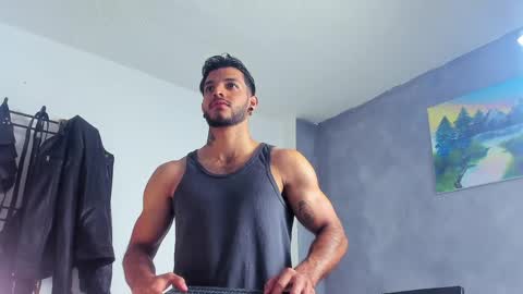 Snapshot of juanbladde chatting on May 5, 1:02 am Juan Esteban online show from May 5, 1:02 am