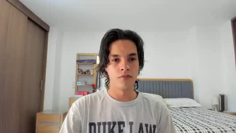 juancam69 online show from April 20, 6:42 pm