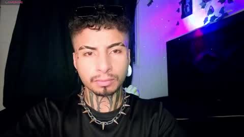 Snapshot of juancamilo66_ chatting on May 26, 12:50 am juancamilo66_ online show from May 26, 12:50 am