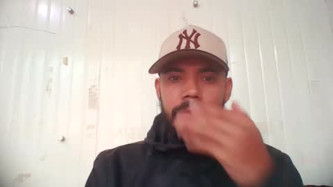 Snapshot of juanfe_style chatting on September 29, 1:49 pm juanfe_style online show from September 29, 1:49 pm