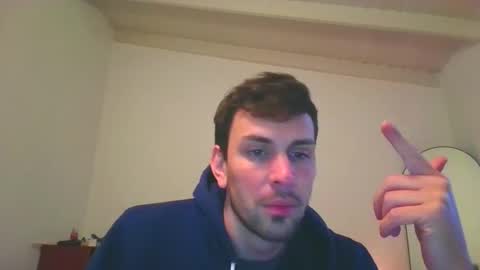Snapshot of juanibianco chatting on May 16, 7:34 pm Juan Ignacio online show from May 16, 7:34 pm