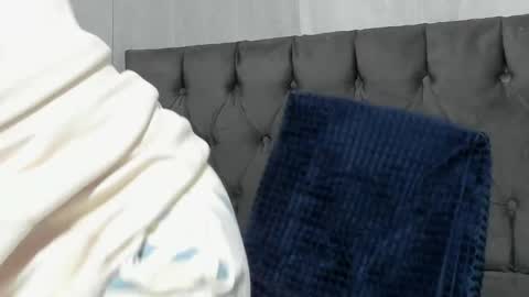 Snapshot of juanita_69_ chatting on February 2, 1:34 am juanita online show from February 2, 1:34 am