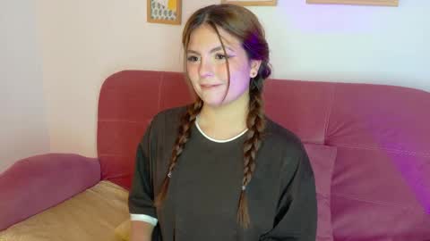 juanita_owens online show from April 11, 11:47 am