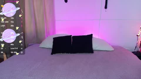 Blue online show from November 11, 3:45 pm