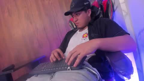 JUAN  online show from March 19, 1:59 pm