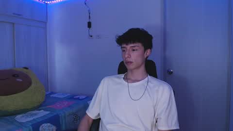 Snapshot of juanmres chatting on April 24, 8:00 pm juanmres online show from April 24, 8:00 pm