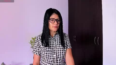 Snapshot of juannita_love chatting on July 13, 2:42 pm juannita_love online show from July 13, 2:42 pm