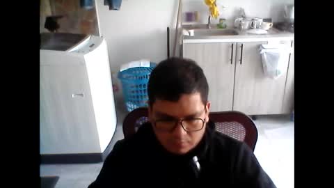 Snapshot of juanpeter10 chatting on March 13, 7:09 pm BruceWayne online show from March 13, 7:09 pm