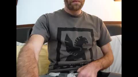 Snapshot of judah25 chatting on April 26, 5:32 pm Jude online show from April 26, 5:32 pm