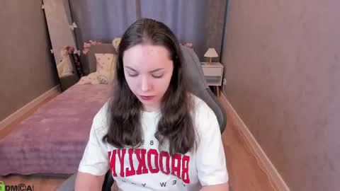 Judy Lewis online show from April 22, 2:03 am