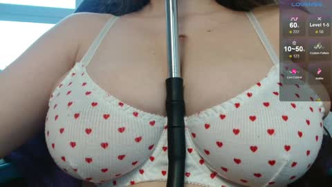 Snapshot of judymarbles_ chatting on May 21, 8:43 am Judy Marbles online show from May 21, 8:43 am