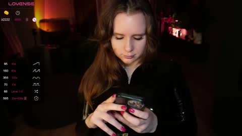 Snapshot of juelzfoxy chatting on May 21, 9:33 pm Juelz online show from May 21, 9:33 pm