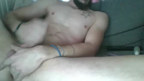 Snapshot of jui896713 chatting on December 26, 2:59 pm jui896713 online show from December 26, 2:59 pm