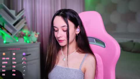 Snapshot of juicy___angel chatting on June 11, 12:03 pm Angelina online show from June 11, 12:03 pm